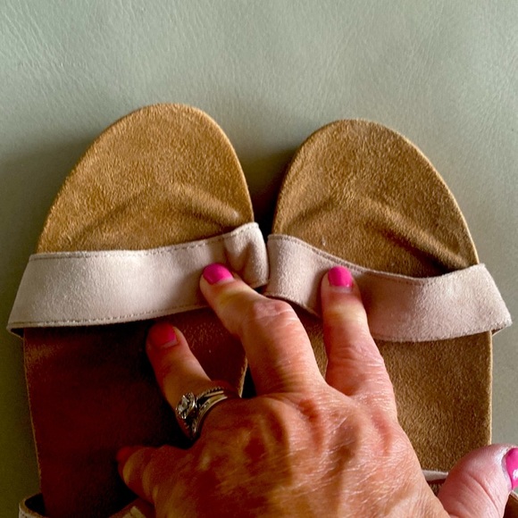 LUCKY BRAND |‎  Karston Wedge Beige Suede Sandal | Size 8.5/39 - Picture 14 of 14